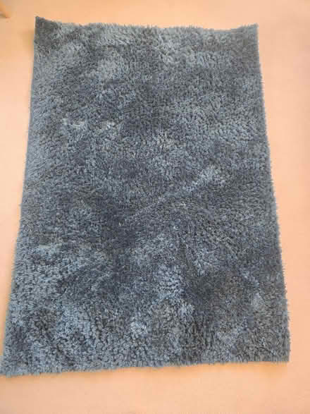 Photo of free Blue rug (Banstead, SM7 2) #1