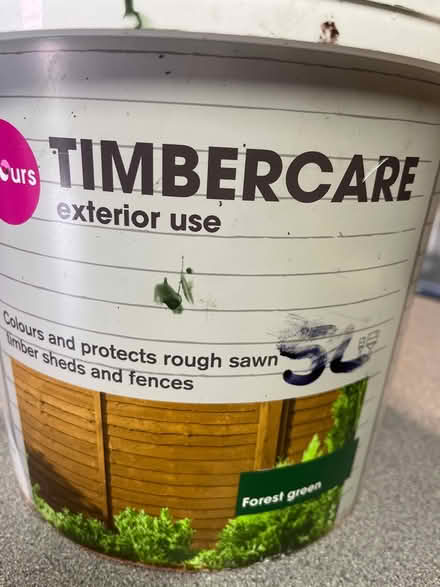 Photo of free Green timber fence paint (CH43) #1