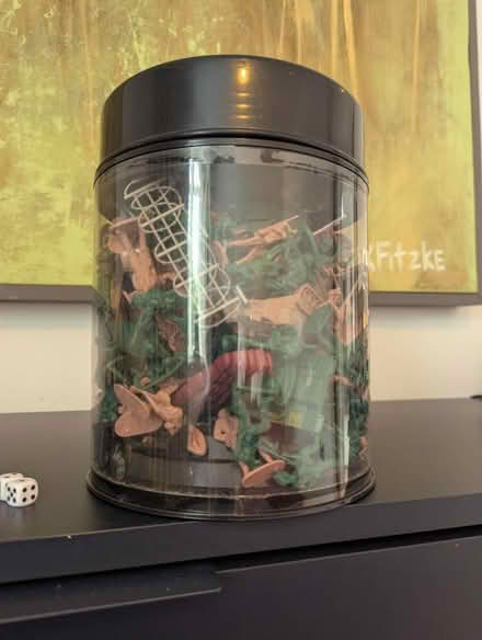 Photo of free Bin of children's army men (Petersfield Ward CB1) #2