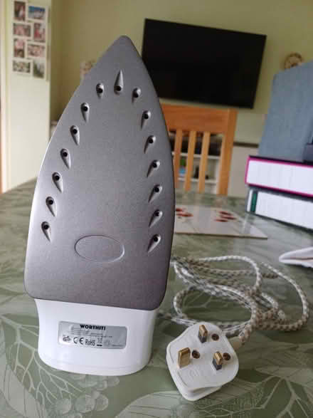 Photo of free Steam Iron (Dronfield S18) #1