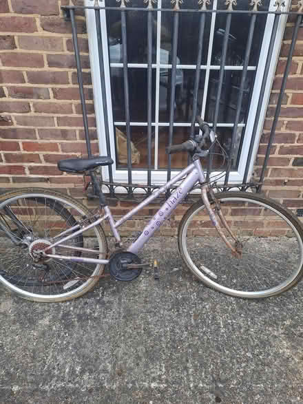 Photo of free 2 bicycles 1 ladies 1 gents (Mill Hill London NW7) #1