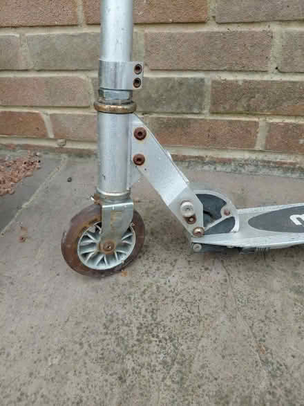 Photo of free Kids scooter KT3 (New Malden KT3) #3