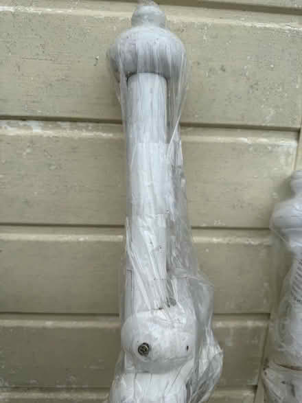 Photo of free White wooden curtain pole, 1.6m brackets, & wooden rings (Nailsea Court BS48) #2