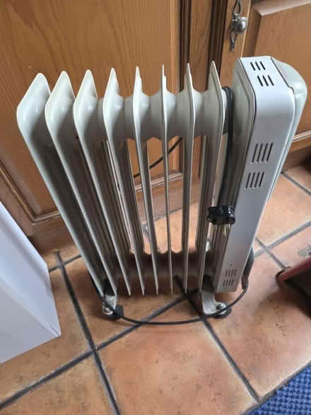 Photo of free Radiator (Cm14 5NT) #1