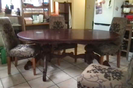 Photo of free Regal dining set (Brisbane Southside) #1