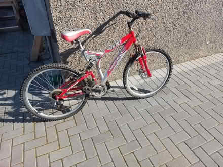 Photo of free 18 speed Bicycle (Blackburn EH47) #1