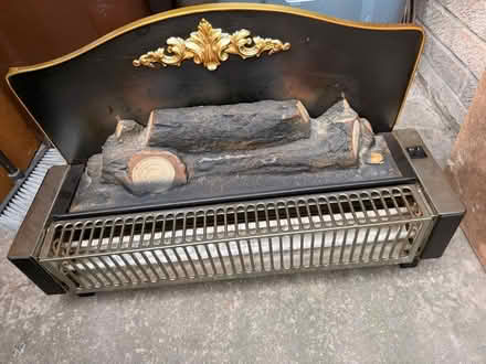 Photo of free Working Electric Fireplace (Beswick M12) #1