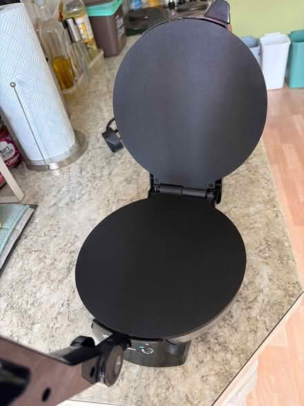 Photo of free Roti Maker (Welling DA16) #2