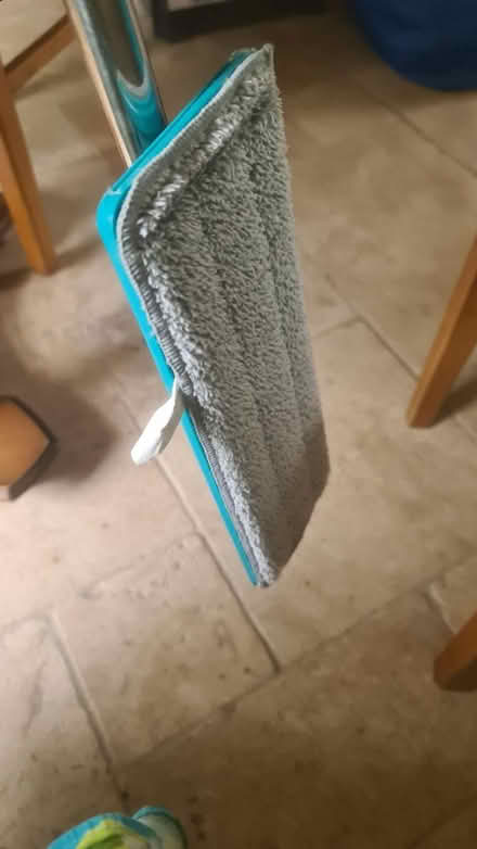 Photo of free Mop/Swiffer Squeegee thing (Stonehouse GL10) #1
