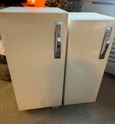 Photo of free Two kitchen wall cupboards (Blackheath) #2