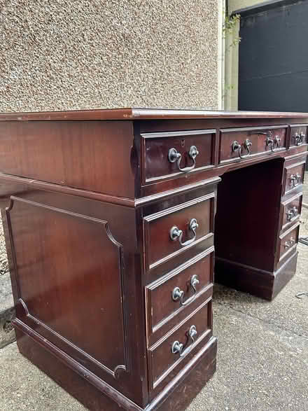 Photo of free Classic desk (Morden SM4) #1