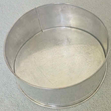 Photo of free Nine inch (23cm) cake tin (Elmstead BR7) #1