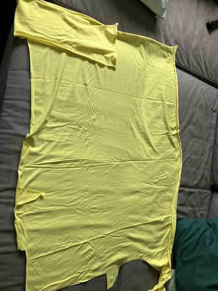 Photo of free length of single jersey, t-shirt weight, yellow (Lyndon Green B26) #1