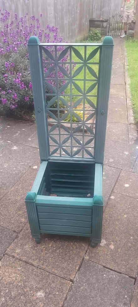 Photo of free 2 garden planters on wheels (Cowley OX4) #1