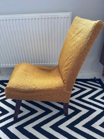 Photo of free mid century bedroom chair (Hackney E9) #3