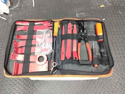 Photo of free Car trim removal kit (Great Billing NN3) #1