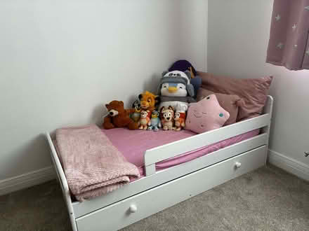 Photo of free Children’s White Toddler/Day Bed with Pull-Out Storage/Trund (Oxford OX4) #1
