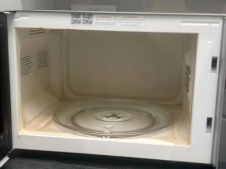Photo of free Microwave (Uxbridge UB9) #3