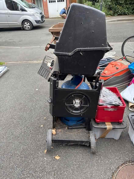 Photo of free Large Gas Barbecue (Allestree DE22) #2