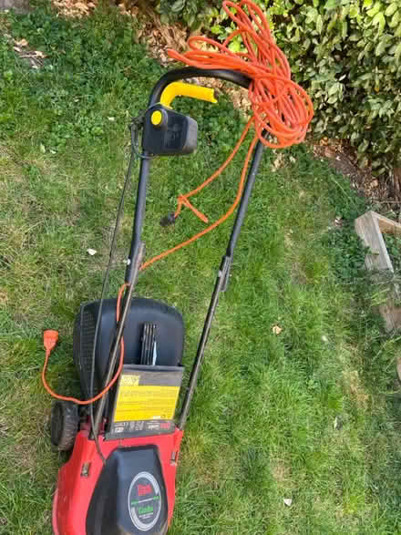 Photo of free Small lawnmower (Shoreham Beach. BN43) #3