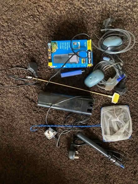 Photo of free Various fish tank components (Middle Barton OX7) #1