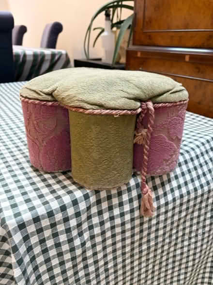 Photo of free 1930s footstool (Clapham Junction SW11) #1