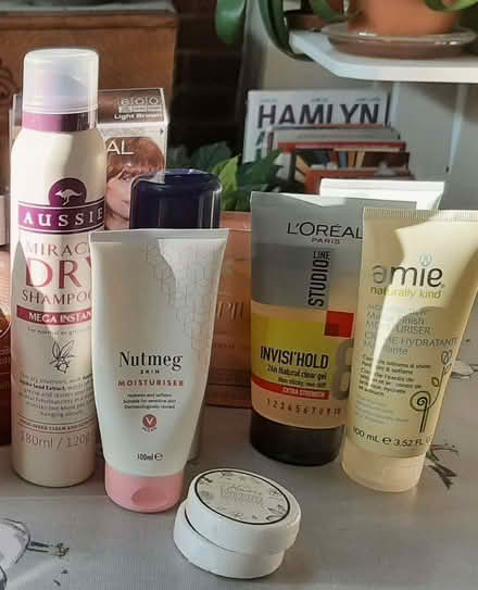 Photo of free Various toiletries (Wheathampstead AL4) #1