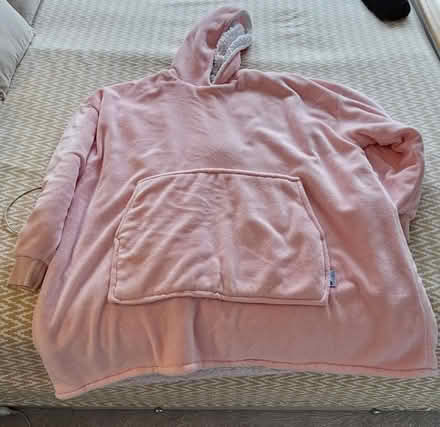 Photo of free Pink Oodie (Home CO13) #1