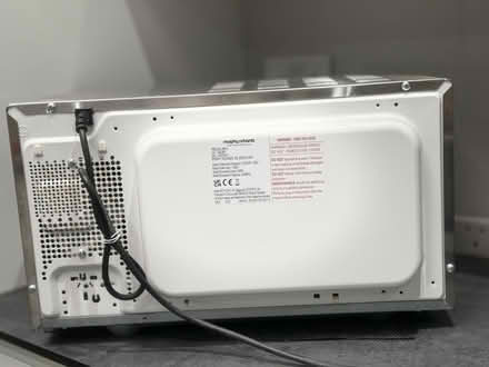 Photo of free Microwave (Uxbridge UB9) #4