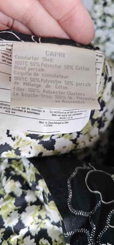Photo of free Twin Reversible Comforter (Stanley Park Kitchener) #2