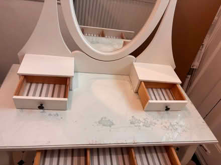 Photo of free IKEA drawing table with mirror (Bellingham SE6) #3