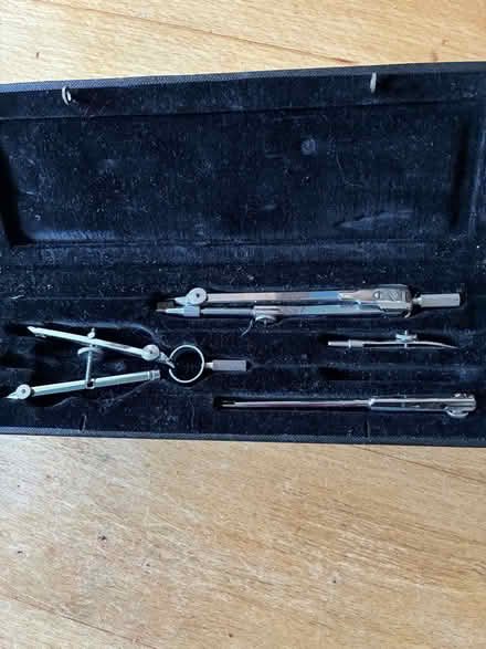 Photo of free Precision drawing instrument set (Warton LA5) #1