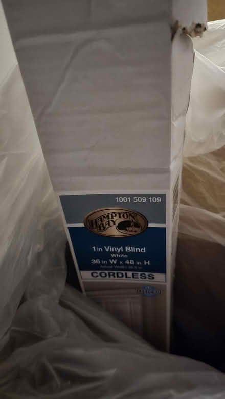 Photo of free Cordless mini blinds and knobs (Randallstown) #4