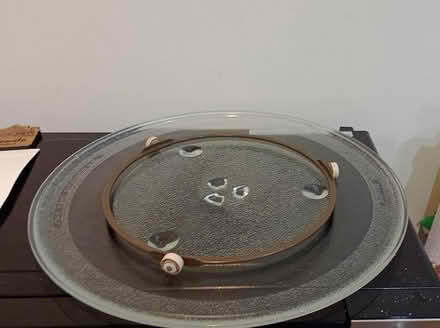 Photo of free Microwave glass base and ring (Market Place Kendal LA9) #1