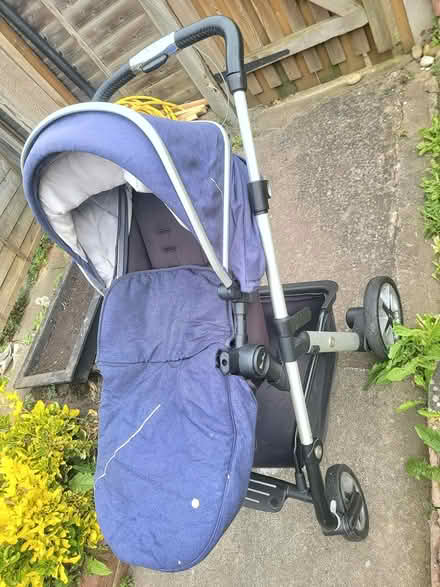 Photo of free Baby pram (Alldis street Sk2) #2