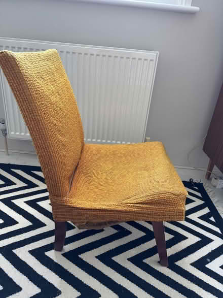 Photo of free mid century bedroom chair (Hackney E9) #2