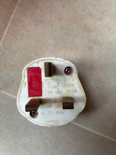 Photo of free Shaver / toothbrush power adaptor (Peachcroft OX14) #2