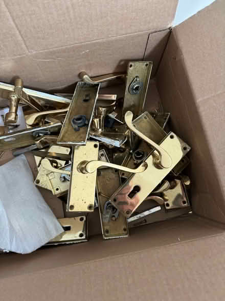 Photo of free Gold door handles (HR81LG) #1