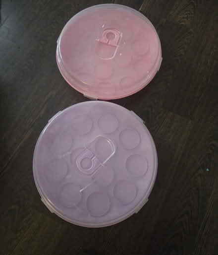 Photo of free Two cup cake holders (Aldershot GU12) #3