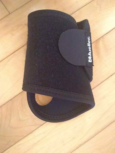 Photo of free Neoprene wrist support (Redhill Common RH1) #1