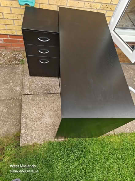 Photo of free Corner Computer Desk (Holbrooks CV6) #3