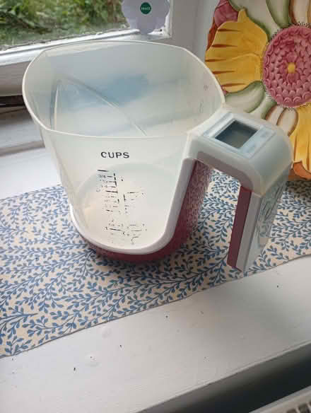 Photo of free Jug scales (Builth Road LD2) #1