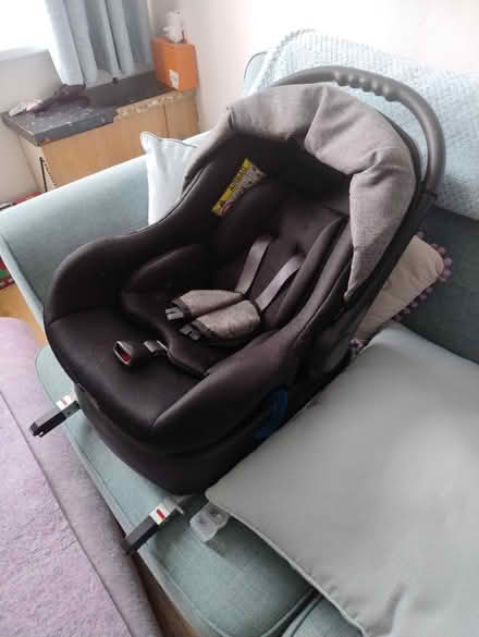 Photo of free Venicca car seat (CH41) #1