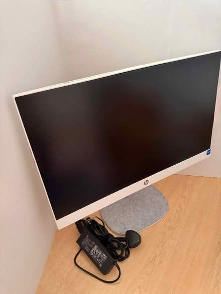Photo of free HP 24” All in One PC **faulty for spares/repair** (Merry Hill WD23) #1