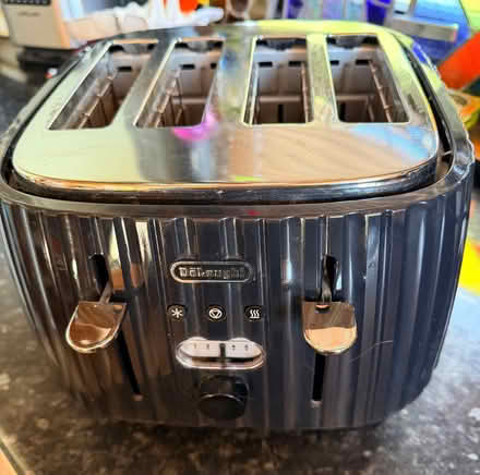 Photo of free 4 Slot De Longhi Toaster (Lamonby CA11) #1