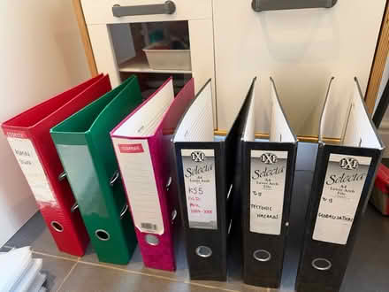 Photo of free 6 x lever arch files (Old Erleigh / Woodley RG6) #1