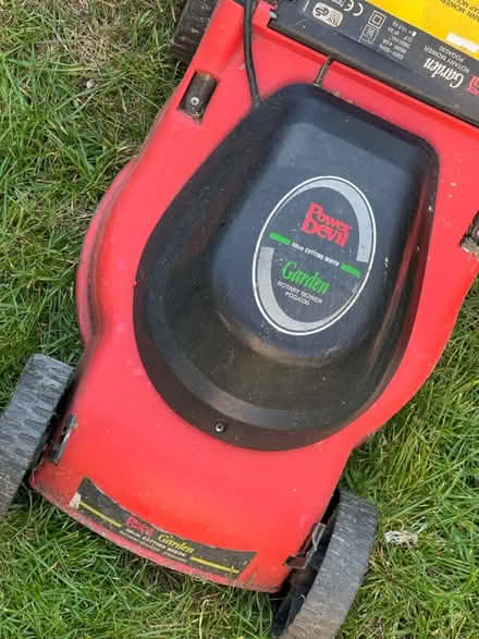 Photo of free Small lawnmower (Shoreham Beach. BN43) #1