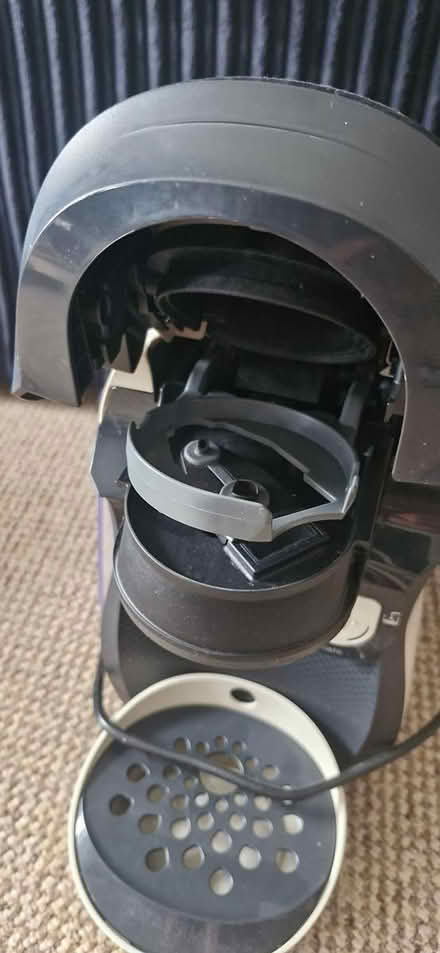 Photo of free Bosch Tassimo coffee maker (CH45) #2