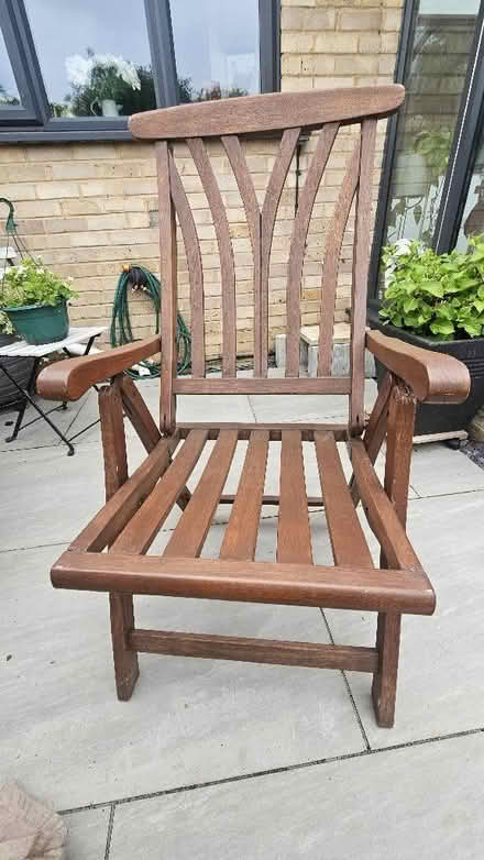 Photo of free 6 teak garden chairs with seat covers (Cogenhoe NN7) #1