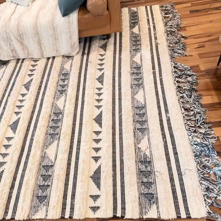 Photo of free 8x10 area rug (Leesburg , Potomac Station) #2